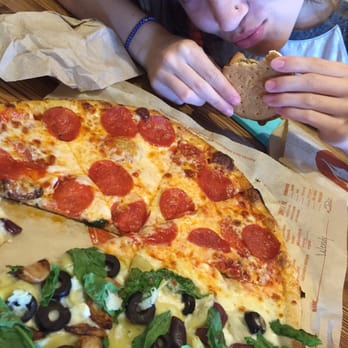 Blaze Pizza - Split a pizza and s'mores ! - Salad Near Me - Gainsville, Florida