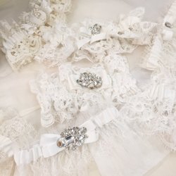 Creative Touch - Endless French lace Garter selections