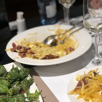La Flauta - Food, padrón, potato's and cava - Spanish Near Me - Barcelona, B La Flauta - Food, padrón, potato's and cava - Spanish Near Me - Barcelona, B