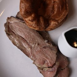 Noble. - Sunday sirloin with gravy, yorkshire pudding. Served with roasted potato and veg.