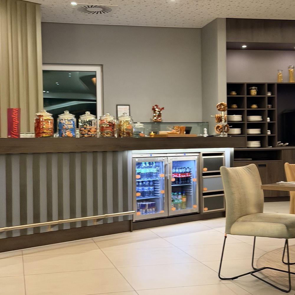 Hampton by Hilton - Hotels Near Me - Hallbergmoos, BY