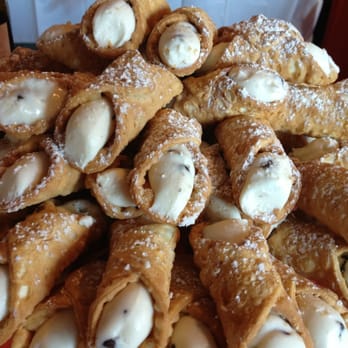Taste Of The NFL - Chocolate chip cannolis. From Bella Luna. - Local Flavor Near Me - Cincinnati, Ohio Taste Of The NFL - Chocolate chip cannolis. From Bella Luna. - Local Flavor Near Me - Cincinnati, Ohio
