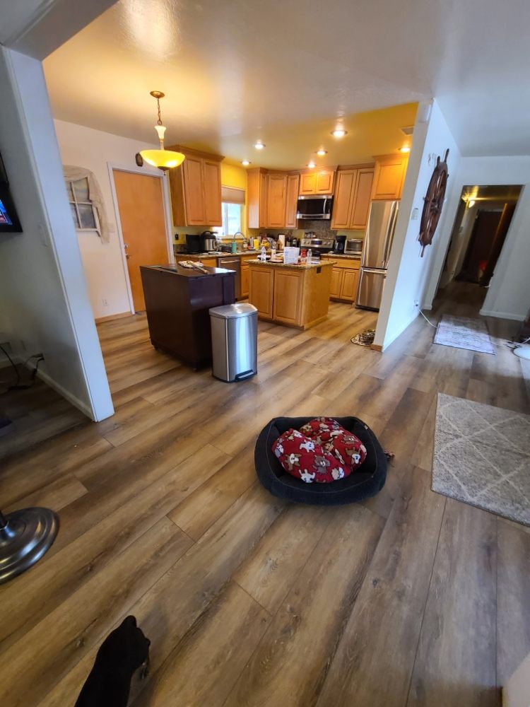 Slide of Saunders Construction