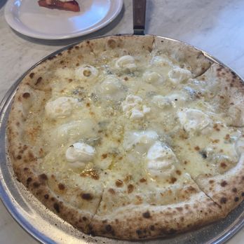 V Pizza - Pizza Near Me - Orlando, Florida