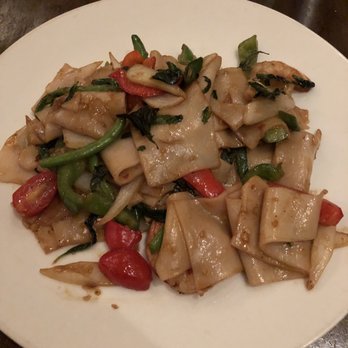 Rice - Drunken noodles with Shrimp - Thai Near Me - Washington, DC, District of Columbia Rice - Drunken noodles with Shrimp - Thai Near Me - Washington, DC, District of Columbia