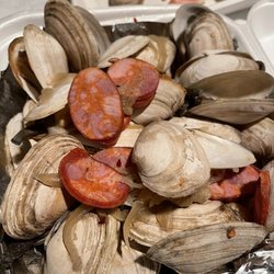 Fountain Street Grille at LeFoyer - Steamers as good as any on cape cod