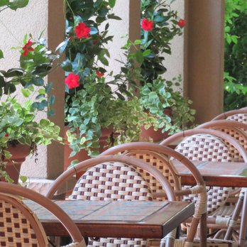 Anton Pizzeria - Beautiful outside area - Italian Near Me - Center Moriches, New York