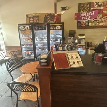 Cold Stone Creamery - Inside - Ice Cream & Frozen Yogurt Near Me - Vernon Hills, Illinois Cold Stone Creamery - Inside - Ice Cream & Frozen Yogurt Near Me - Vernon Hills, Illinois