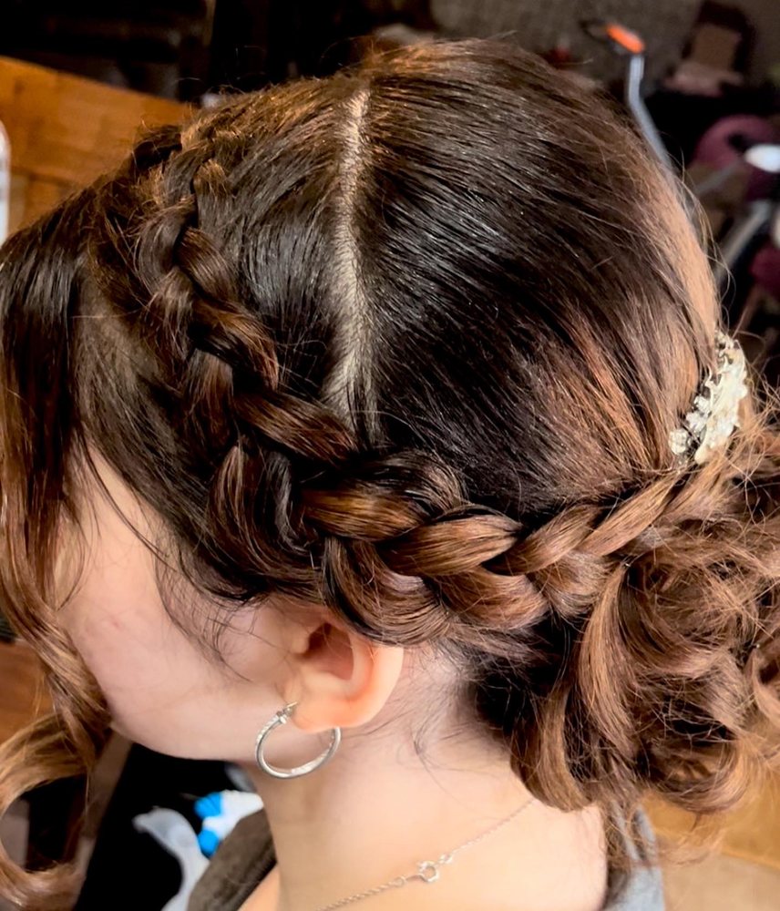 TOP KNOT BEAUTY BY VAL Updated April 2024 21 Photos 101 S Walnut