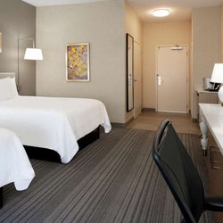 Hilton Garden Inn Roseville - Guest room