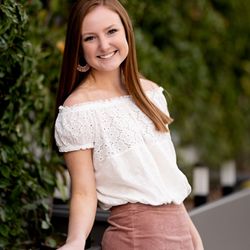 SBVA Snaps Photography - Senior photos