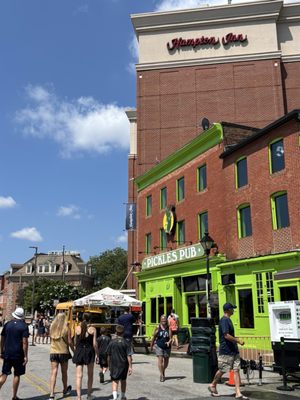 Pickles Pub by null