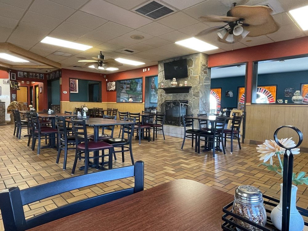 Checos Mexican Cuisine