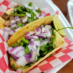 Chicken and Carne tacos