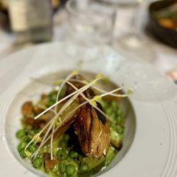La Ville de Sienne - Fresh mushroom paired with green beans, both organic and vibrant!