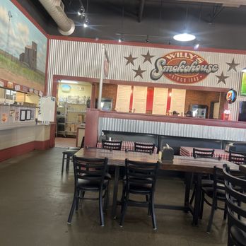 Armadillo Willy's BBQ - Inside - Barbeque Near Me - San Mateo, California