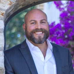 Pinnacle Realtors - Broker/ Owner Juan C. Mancheno