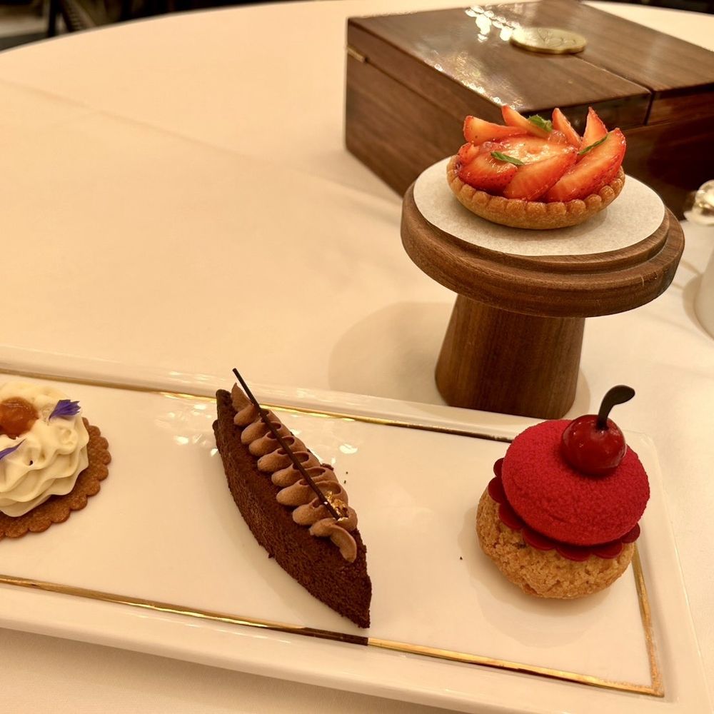 Georgian Restaurant - Breakfast & Brunch Near Me - London, XGL Georgian Restaurant - Breakfast & Brunch Near Me - London, XGL