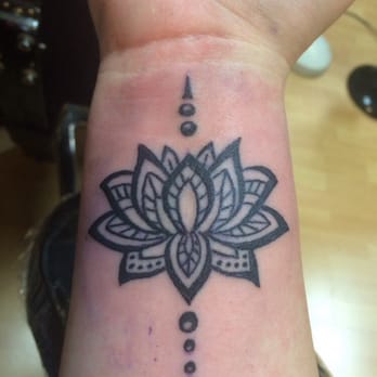 Chicago Custom Tattoo - Tattoo Near Me - Greenville, North Carolina Chicago Custom Tattoo - Tattoo Near Me - Greenville, North Carolina