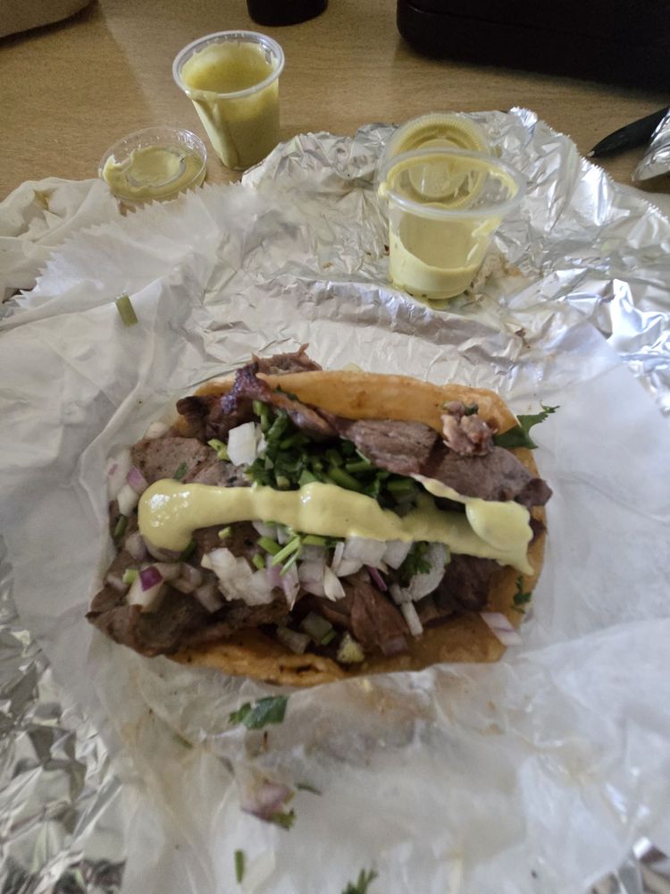 Taqueria Los Molcajetes