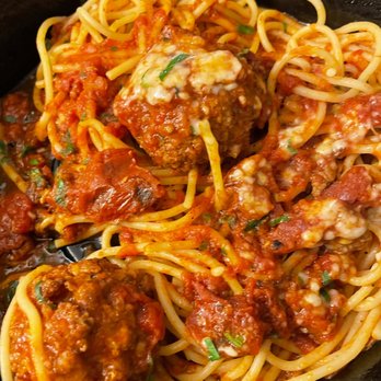 Cafe Fiorello - spaghetti & short rib meatballs - super good and filling! - Italian Near Me - New York, New York Cafe Fiorello - spaghetti & short rib meatballs - super good and filling! - Italian Near Me - New York, New York