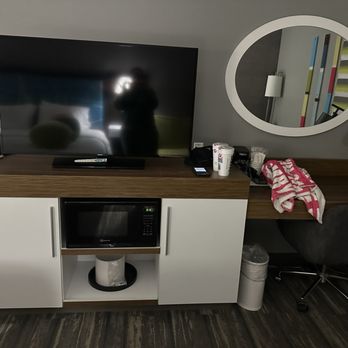 Hampton Inn Olive Branch - Large TV, mini fridge and microwave - Hotels Near Me - Olive Branch, Mississippi Hampton Inn Olive Branch - Large TV, mini fridge and microwave - Hotels Near Me - Olive Branch, Mississippi