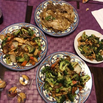 Lee's Garden Chinese Restaurant - three plates of food - Chinese Near Me - Summit, New Jersey