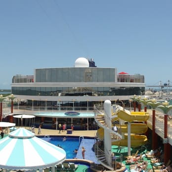 Norwegian Gem - Pool deck - Travel Services Near Me - New York, New York