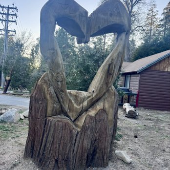 Arrowhead Pine Rose Cabins - Property decor - Hotels Near Me - Twin Peaks, California Arrowhead Pine Rose Cabins - Property decor - Hotels Near Me - Twin Peaks, California