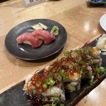 EBESU Robata & Sushi - Chu-Toro Medium-Fatty Tuna White Snow Roll - Sushi Bars Near Me - Plano, Texas EBESU Robata & Sushi - Chu-Toro Medium-Fatty Tuna White Snow Roll - Sushi Bars Near Me - Plano, Texas