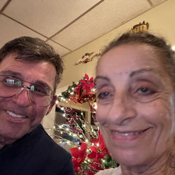 Gigi's Italian Restaurant - Me and Suzzi - Italian Near Me - Jensen Beach, Florida