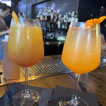 Thorn - Cocktail Bars Near Me - Miami, Florida