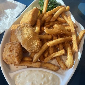 Mo's Seafood & Chowder - My healthy breaded fish n chips because you could not tell they were fried - Seafood Near Me - Seaside, Oregon Mo's Seafood & Chowder - My healthy breaded fish n chips because you could not tell they were fried - Seafood Near Me - Seaside, Oregon