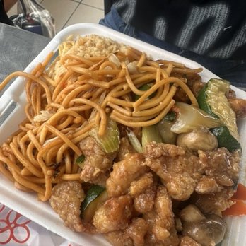 Jumbo Wok - Chinese Near Me - Cerritos, California