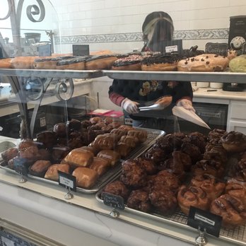 Donut Petit - Fresh donuts on a Friday morning - Donuts Near Me - Alameda, California Donut Petit - Fresh donuts on a Friday morning - Donuts Near Me - Alameda, California
