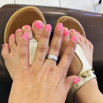 Nice Nails & Spa - Manicure with Gel color and pedicure - Nail Salons Near Me - Paramount, California