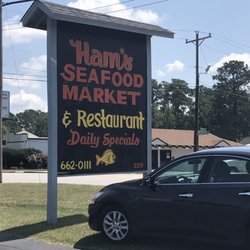 Ham Seafood Market - Street signage.