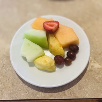Egg Cited Pancake House - Fresh Fruit Plate - Breakfast & Brunch Near Me - Naperville, Illinois