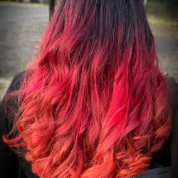 J Baldwin Salon - Beautiful vivid work