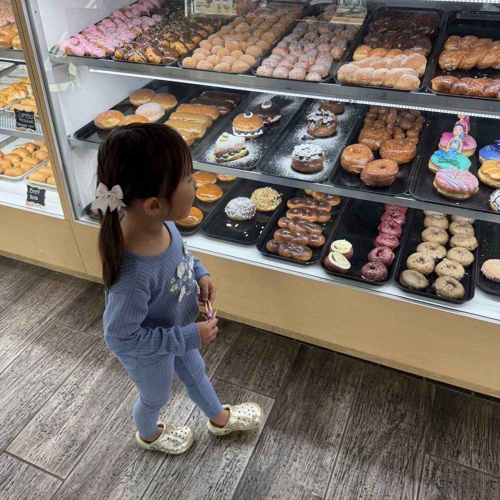 La Diva Donuts - Kids love it here - Donuts Near Me - Lewisville, Texas