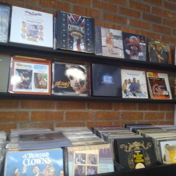 Hollywood Book and Poster - Vinyl - Bookstores Near Me - Burbank, California