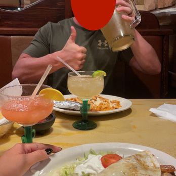 El Mariachi - Margaritas L/ Chicken Rice Lunch - Mexican Near Me - Johnston, Iowa
