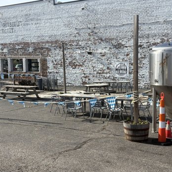 Old Bridge Brewing Company - Outside rustic patio - Breweries Near Me - McConnelsville, Ohio Old Bridge Brewing Company - Outside rustic patio - Breweries Near Me - McConnelsville, Ohio