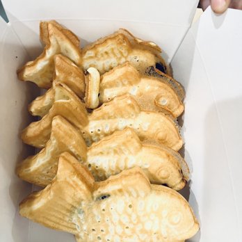 Somisomi - 5 Taiyaki $9.50 5/5 stars. Kids love Nutella & I love taro and custard. - Desserts Near Me - Carrollton, Texas