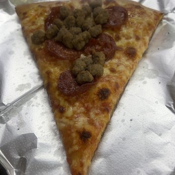 $1.50 Fresh Pizza - Dry tasteless crust, dry tasteless cheese, dry tasteless pepperoni, dry tasteless sausage crumble - Pizza Near Me - New York, New York