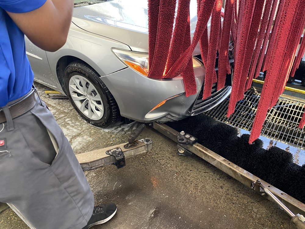 TAKE 5 CAR WASH - Updated May 2025 - 29 Reviews - 1017 N Saginaw Blvd