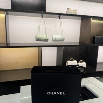 Chanel - Las Vegas - Cosmetics & Beauty Supply Near Me - Las Vegas, Nevada Chanel - Las Vegas - Cosmetics & Beauty Supply Near Me - Las Vegas, Nevada