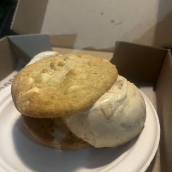 Insomnia Cookies - White Chocolate Macadamia Cookie'wich Salted Caramel - Ice Cream & Frozen Yogurt Near Me - Charlotte, North Carolina Insomnia Cookies - White Chocolate Macadamia Cookie'wich Salted Caramel - Ice Cream & Frozen Yogurt Near Me - Charlotte, North Carolina