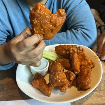 Yard House - Traditional wings - New American Near Me - Palmdale, California Yard House - Traditional wings - New American Near Me - Palmdale, California