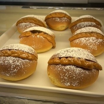 Antonella's Cafe Orem - a tray of doughnuts - Bakeries Near Me - Orem, Utah Antonella's Cafe Orem - a tray of doughnuts - Bakeries Near Me - Orem, Utah